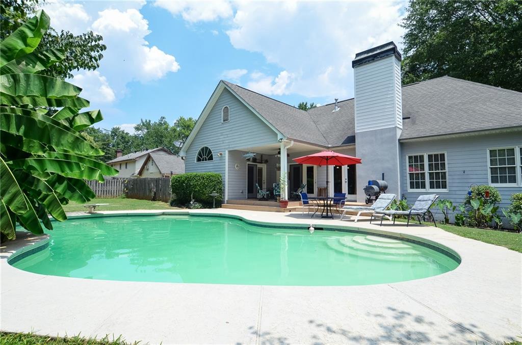 223 Windsong Lane SW