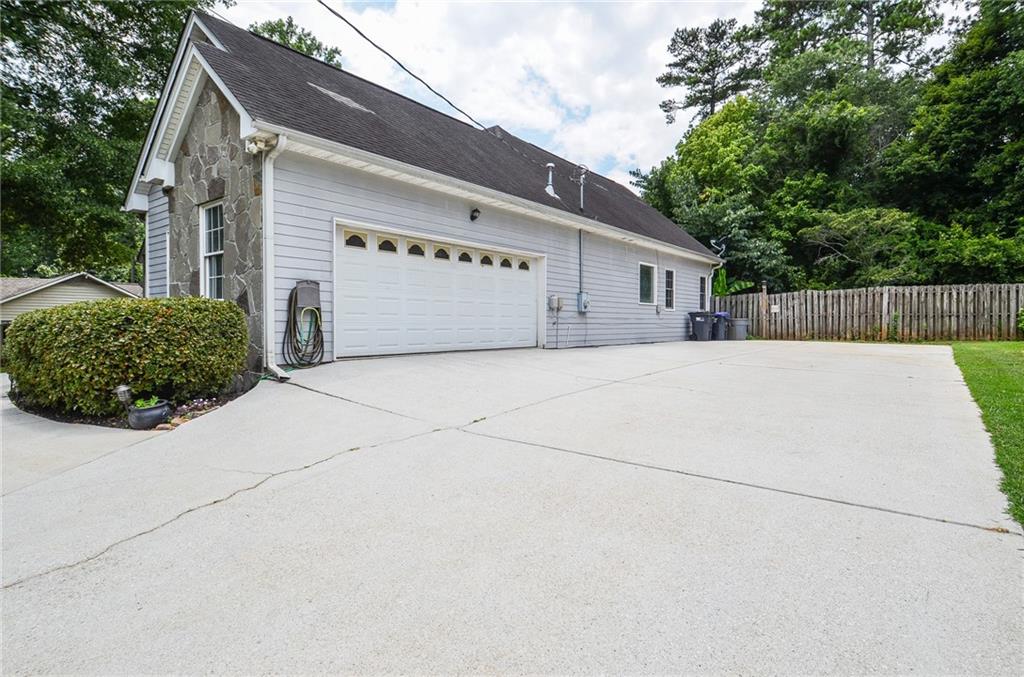 223 Windsong Lane SW