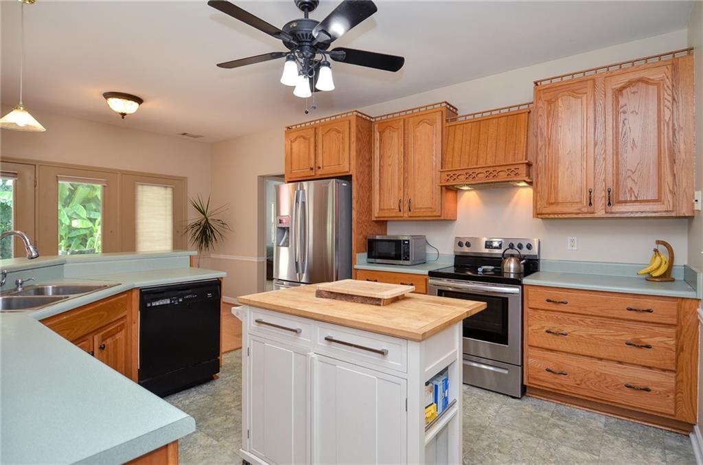 223 Windsong Lane SW