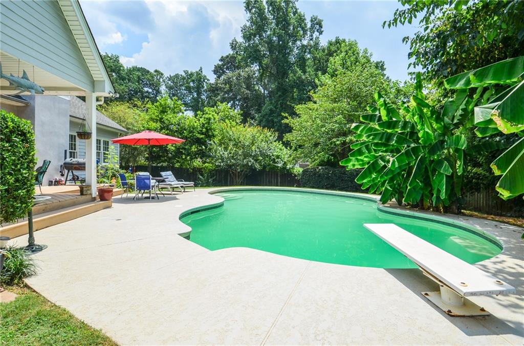 223 Windsong Lane SW