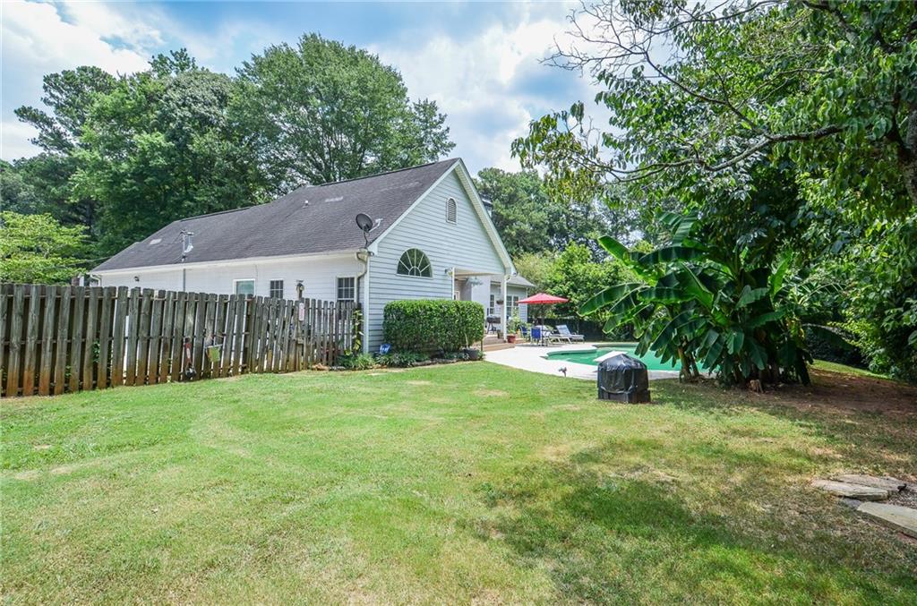 223 Windsong Lane SW