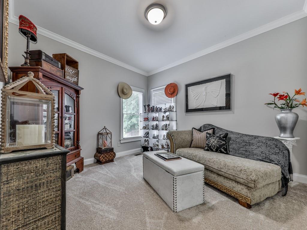 302 Gilmer Court