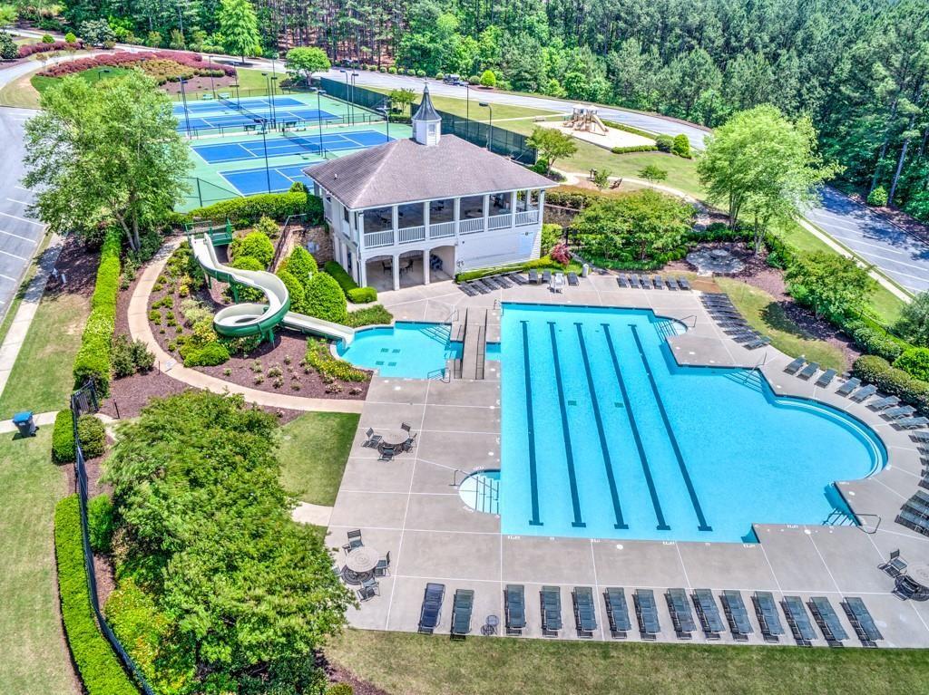 302 Gilmer Court