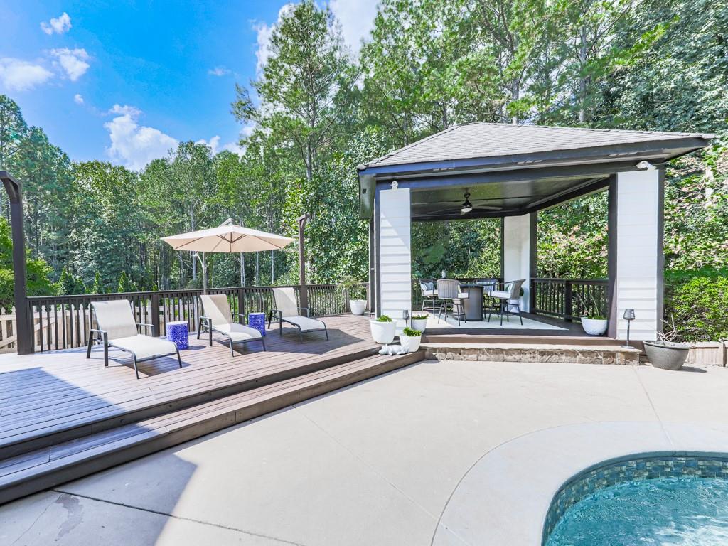 302 Gilmer Court