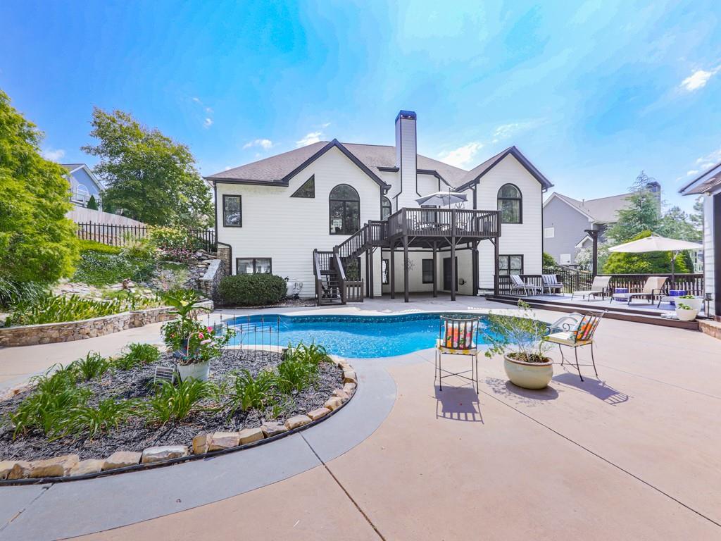 302 Gilmer Court