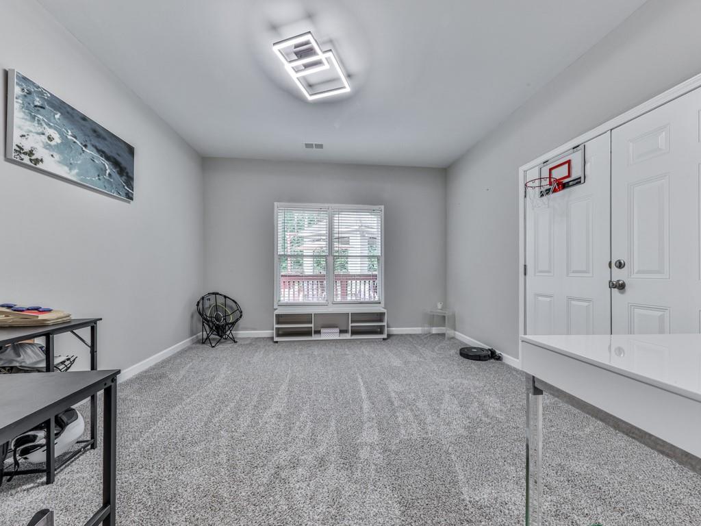 302 Gilmer Court