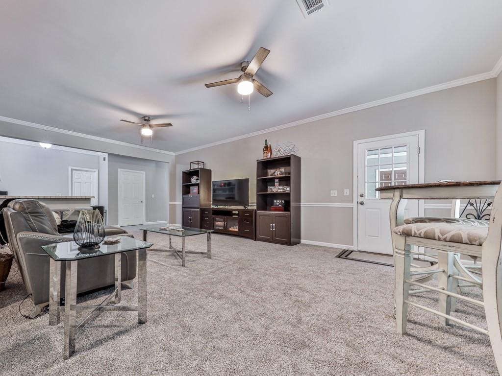 302 Gilmer Court