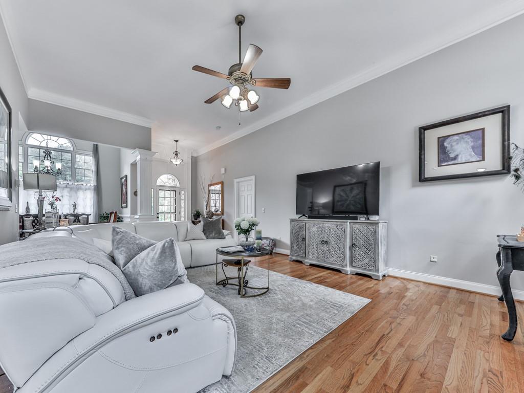 302 Gilmer Court