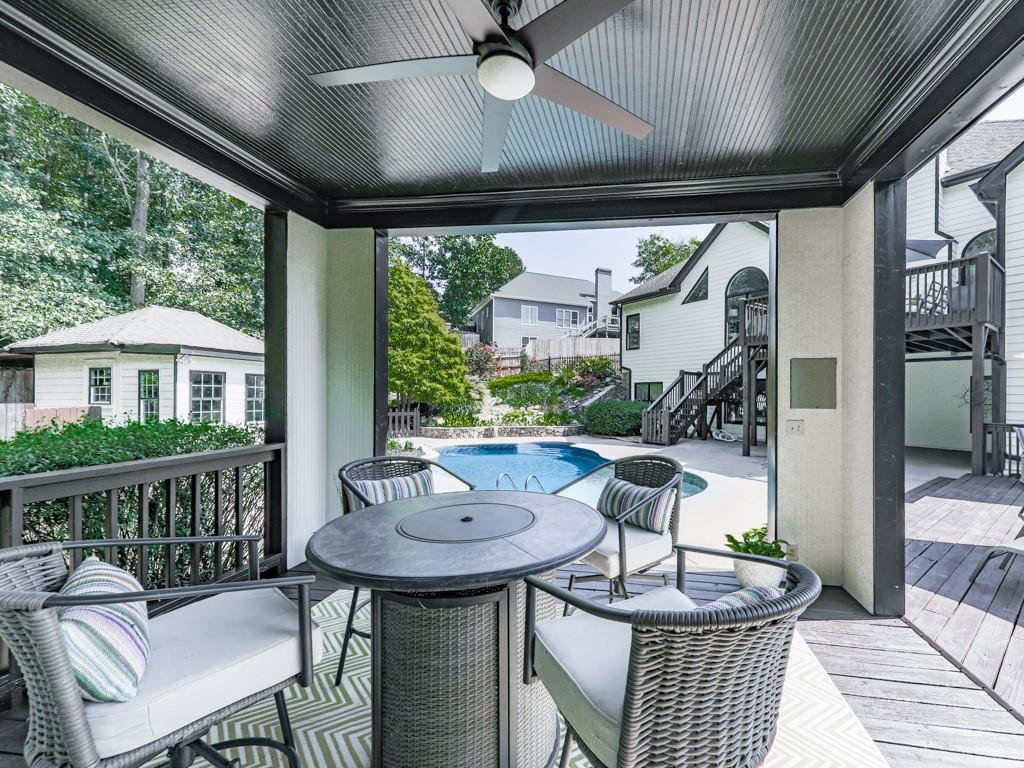 302 Gilmer Court