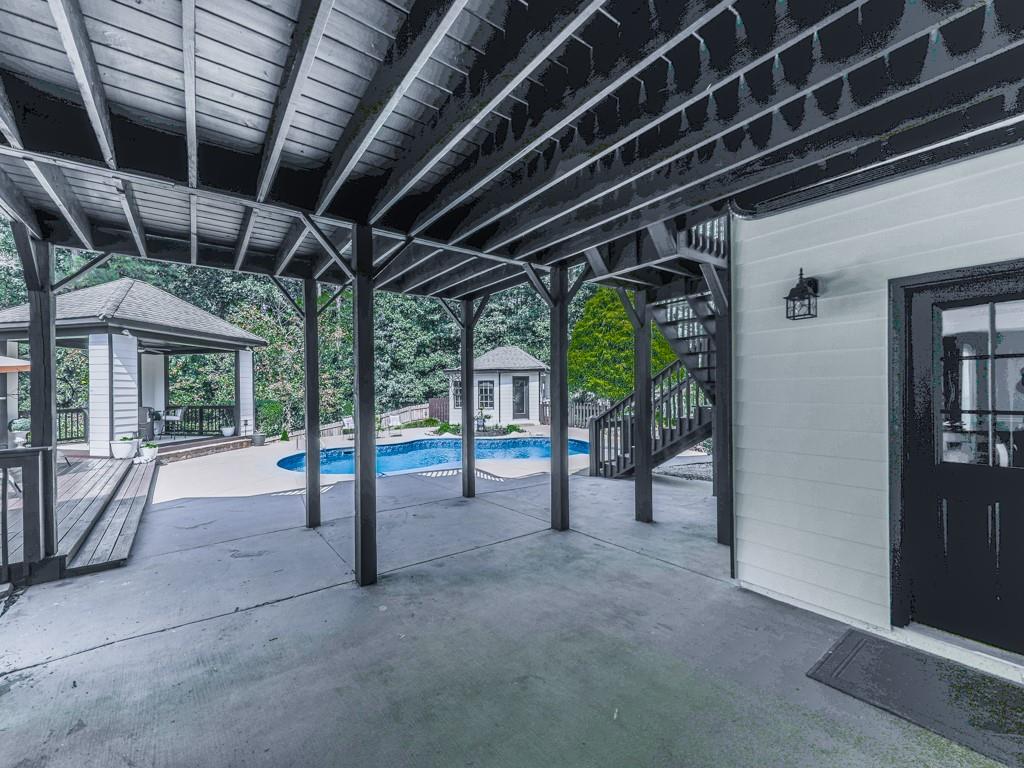 302 Gilmer Court