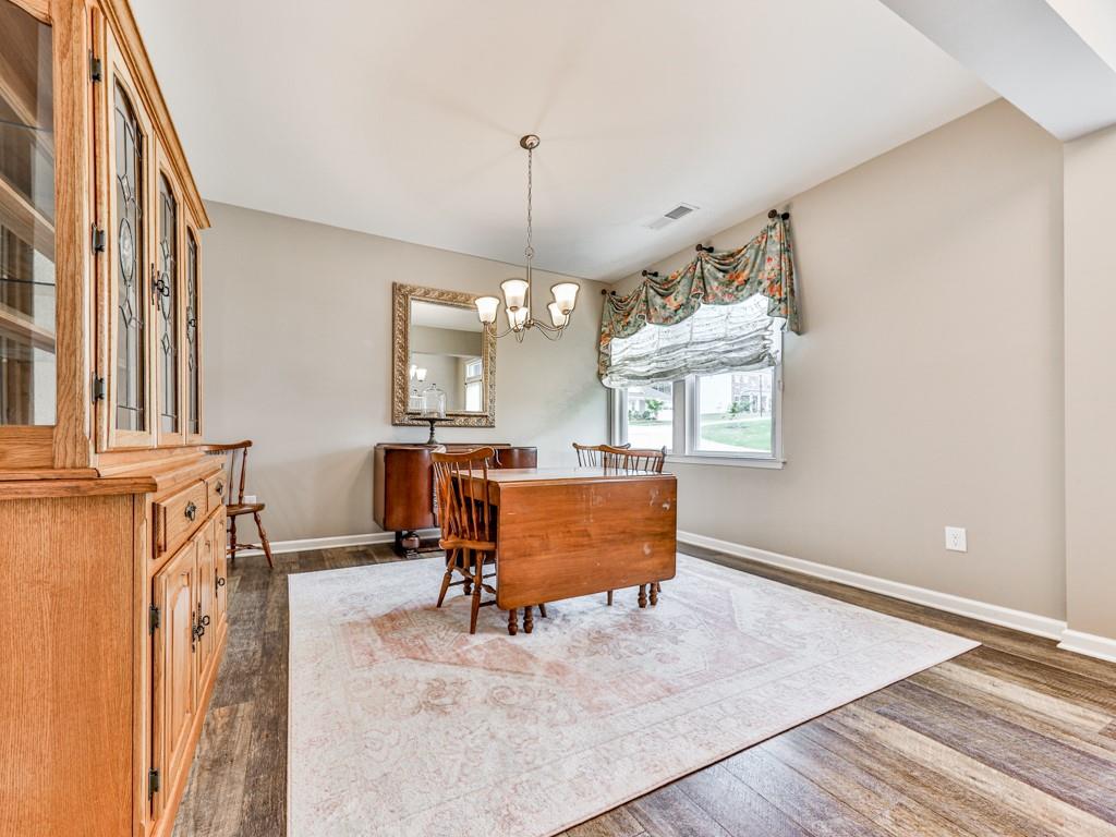 186 Greenbrier Way