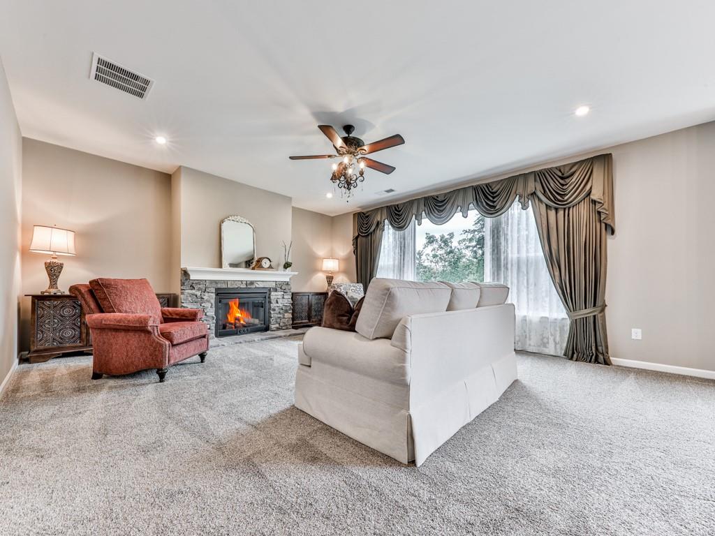 186 Greenbrier Way