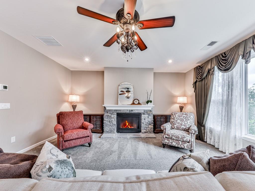 186 Greenbrier Way