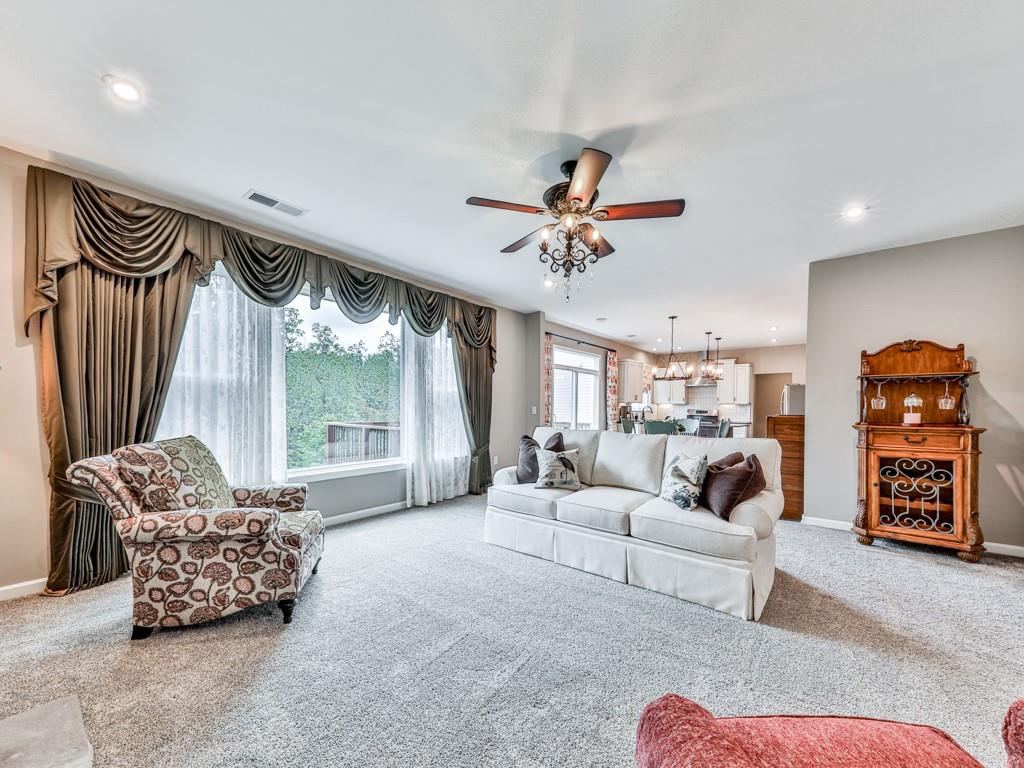 186 Greenbrier Way