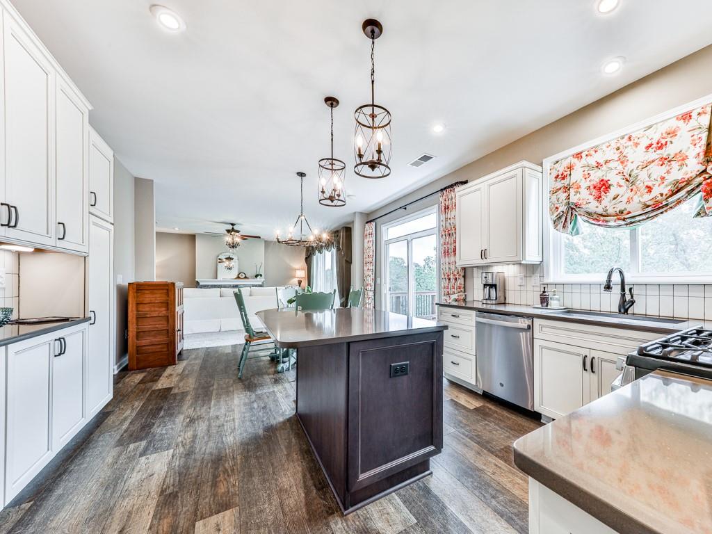 186 Greenbrier Way
