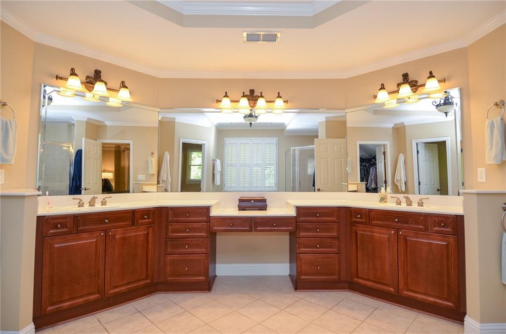 3230 Collier Gate Court SE