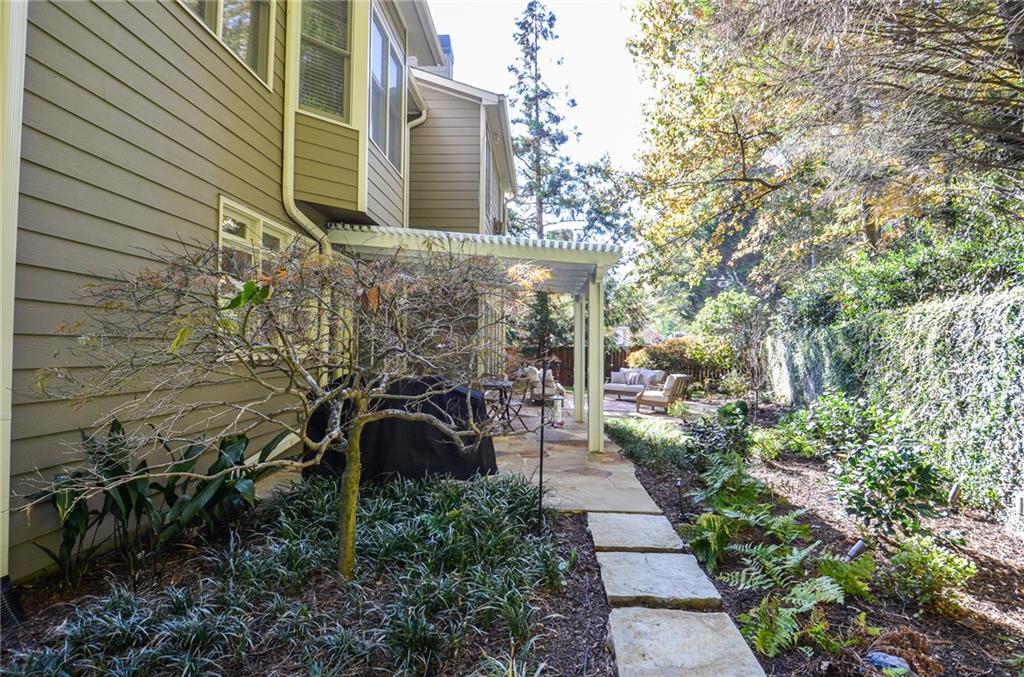 3230 Collier Gate Court SE