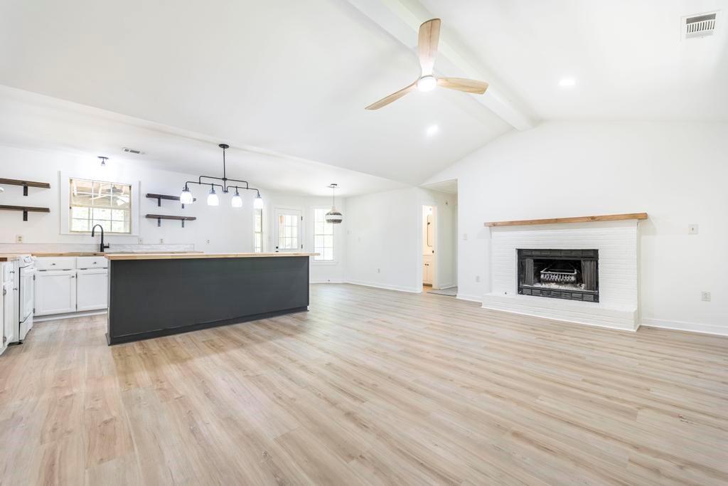 321 Riverbend Court