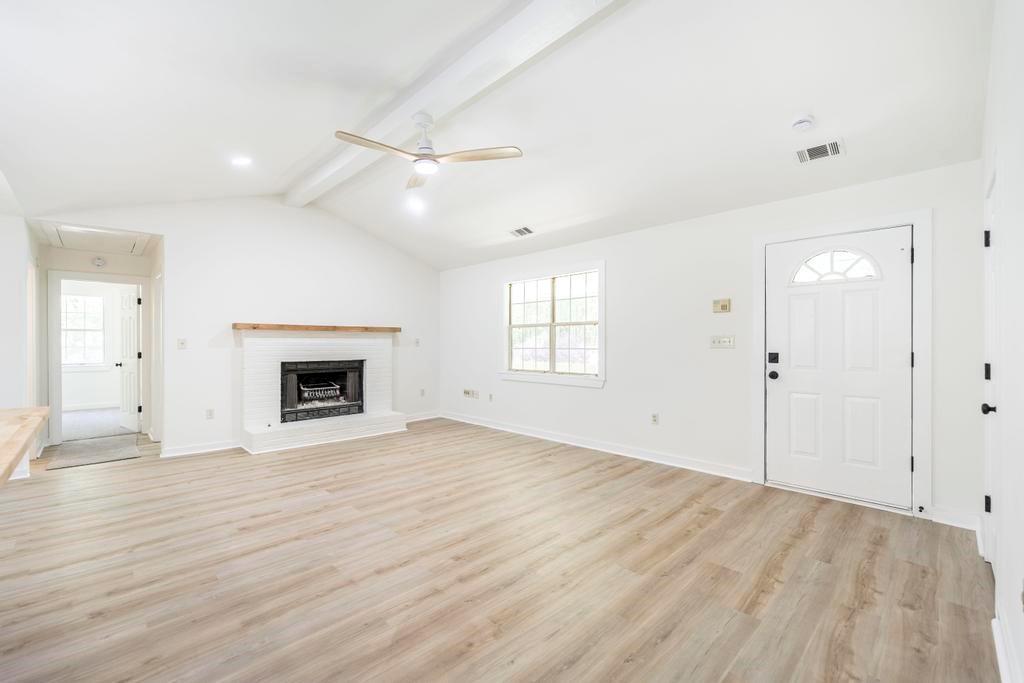 321 Riverbend Court