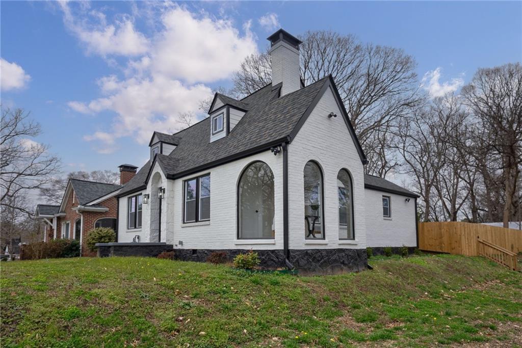 1283 Beecher Street SW