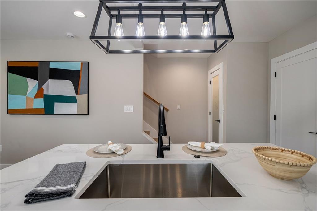 1283 Beecher Street SW