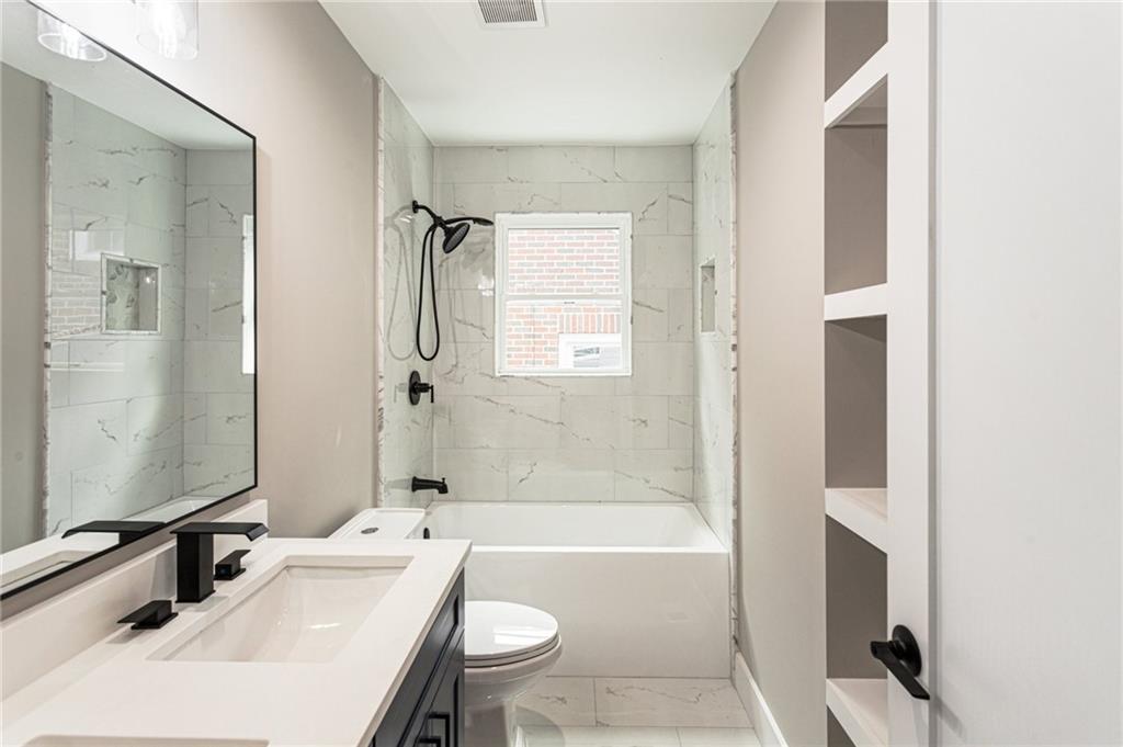 1283 Beecher Street SW