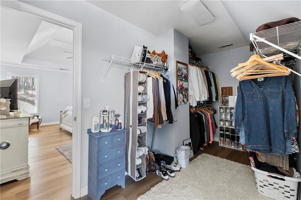 210 River Laurel Way