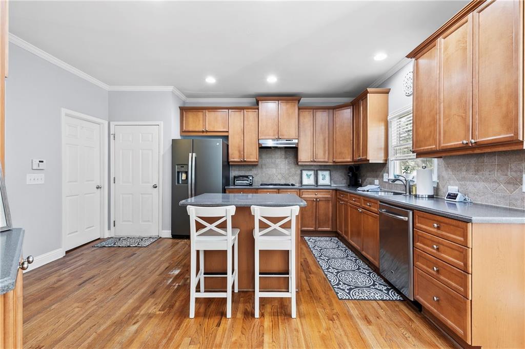 210 River Laurel Way