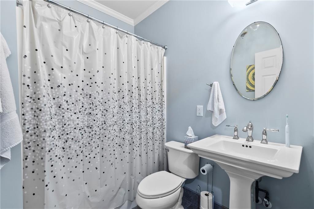 210 River Laurel Way