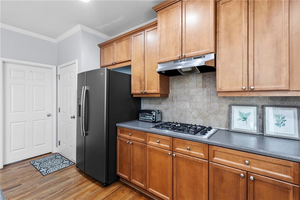 210 River Laurel Way