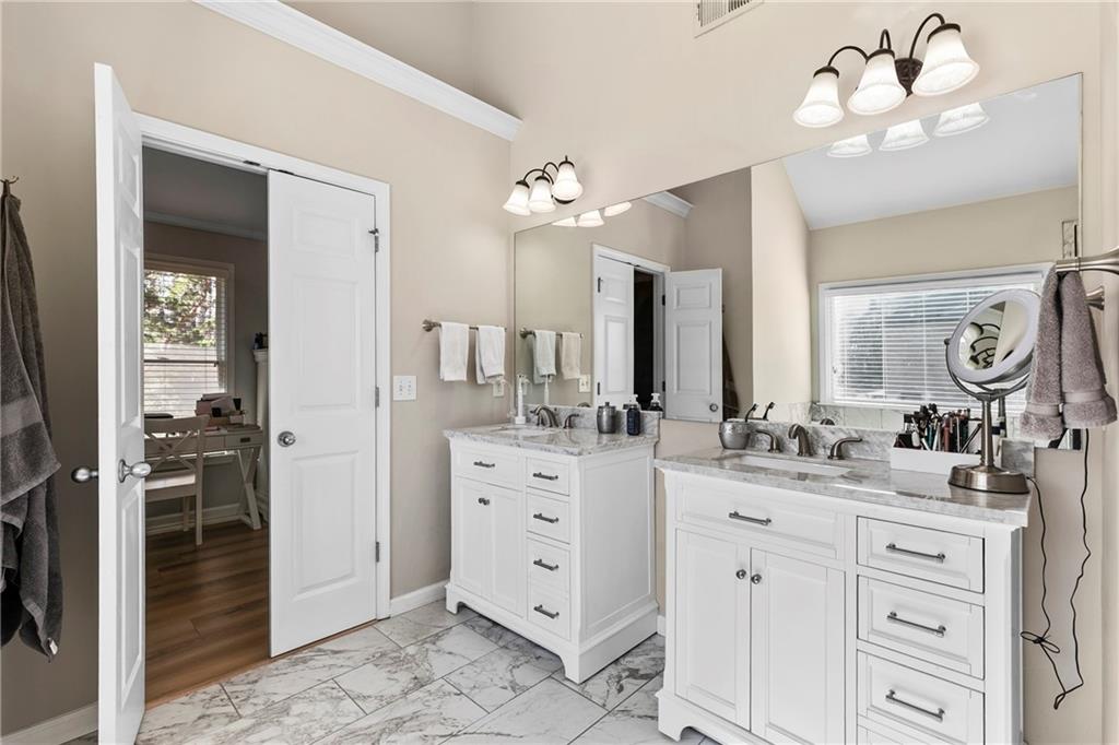 210 River Laurel Way