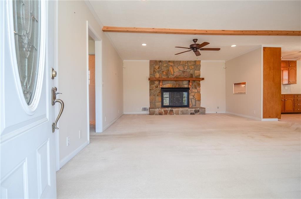 5547 Prince Phillip Way