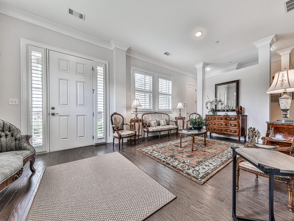 765 Calbert Circle