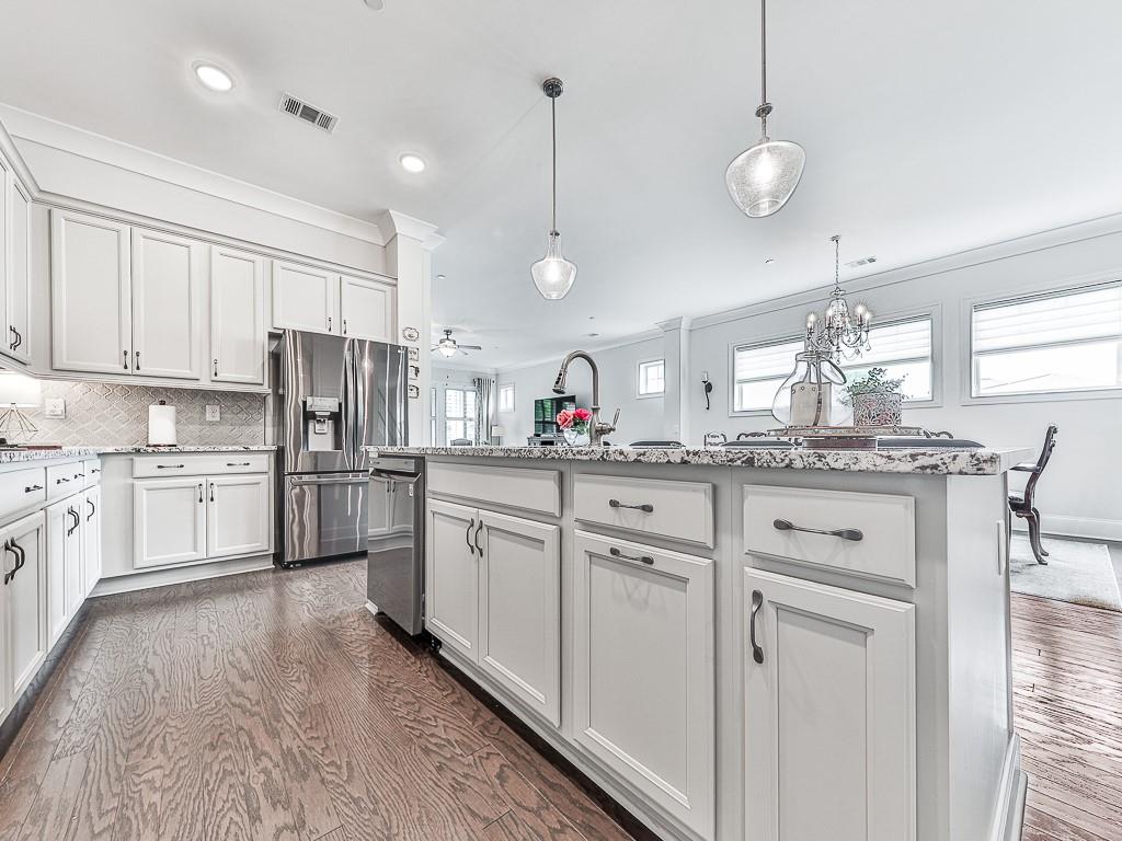 765 Calbert Circle