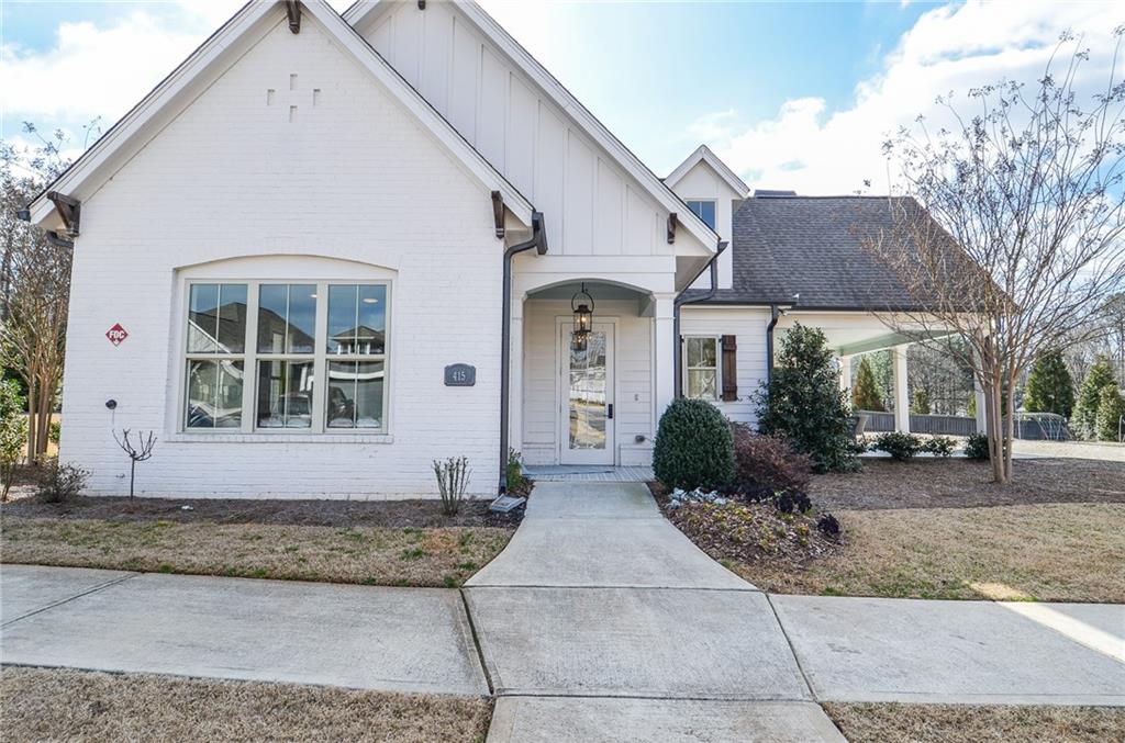 765 Calbert Circle