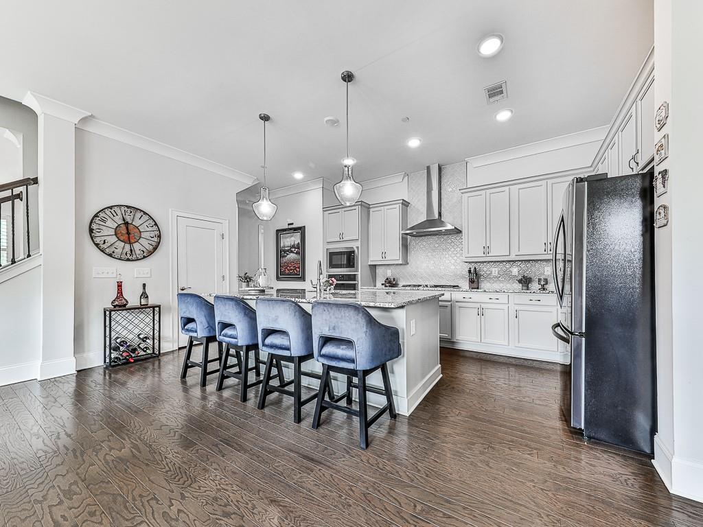 765 Calbert Circle