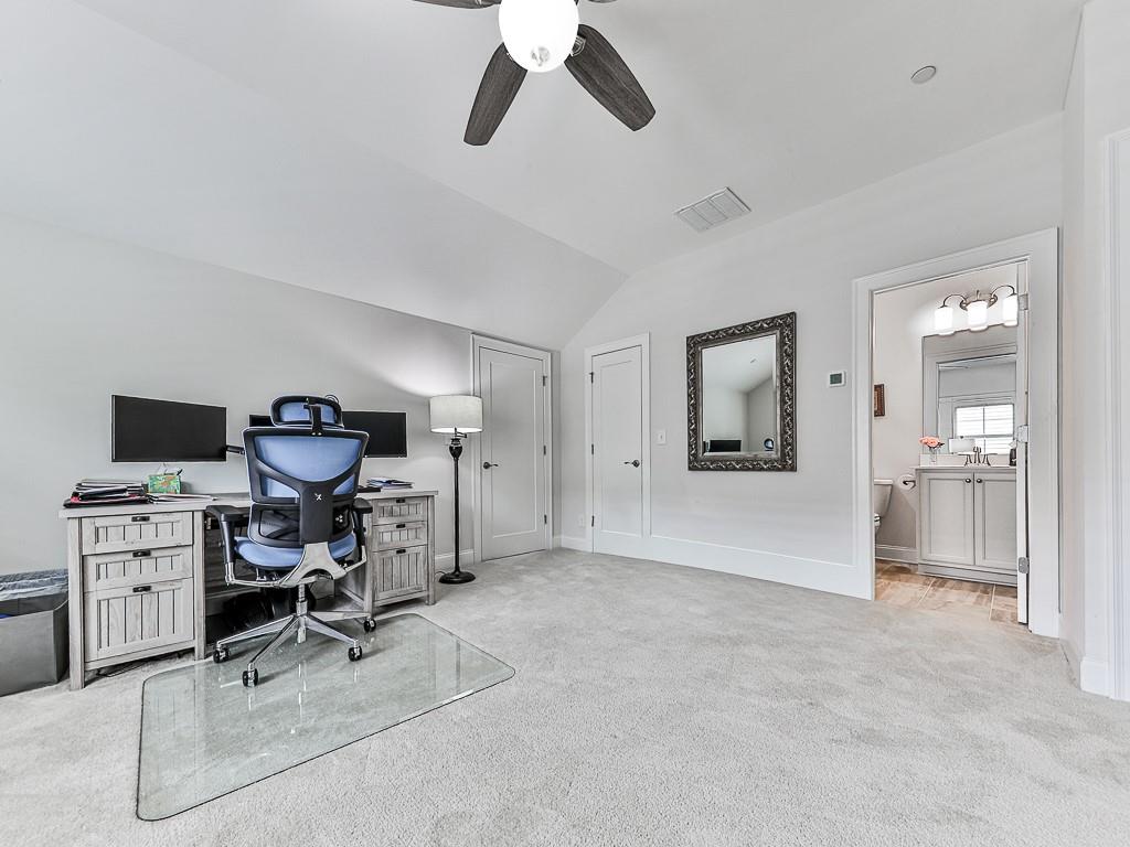 765 Calbert Circle