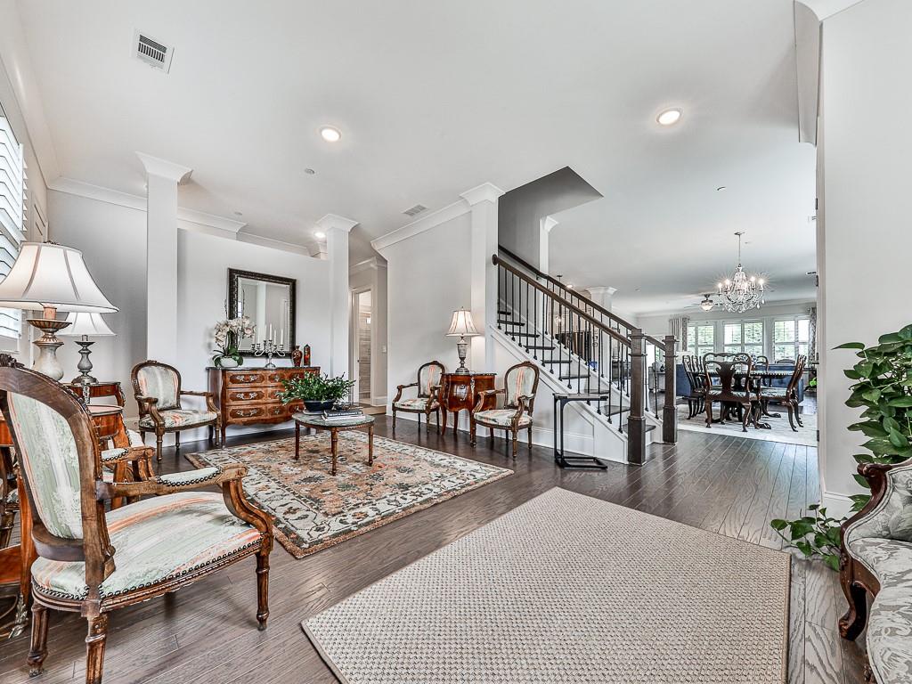 765 Calbert Circle