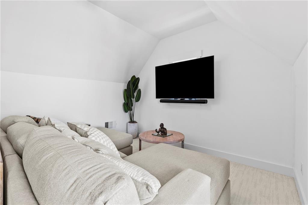 222 Jackson Heights Lane