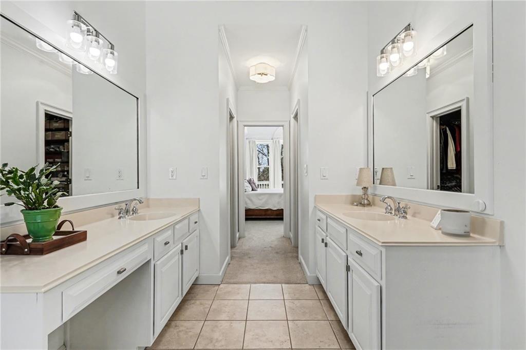 5494 Highland Preserve Drive