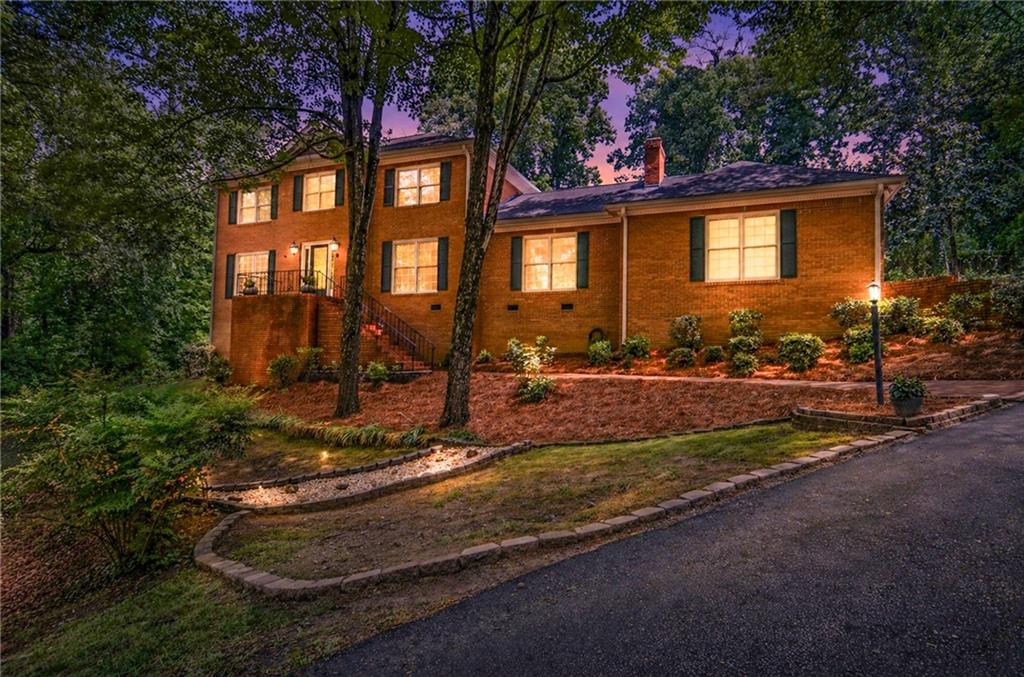 2144 Masonwood Circle