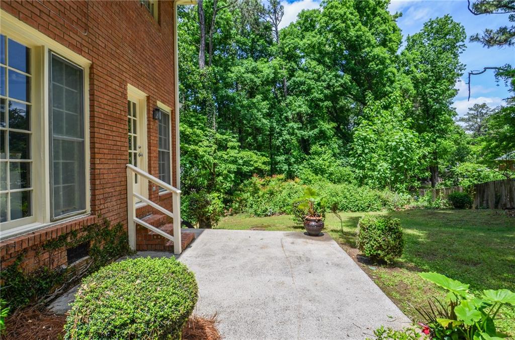 2144 Masonwood Circle