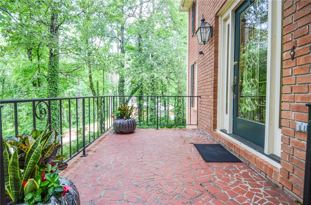 2144 Masonwood Circle