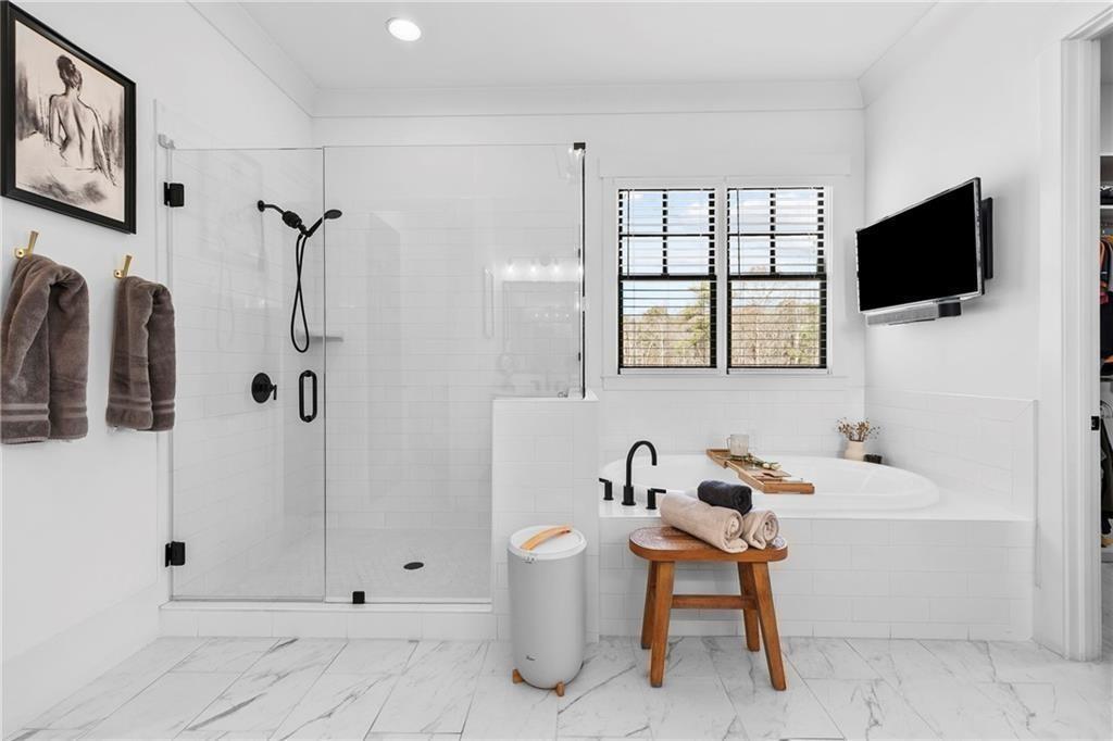 222 Jackson Heights Lane