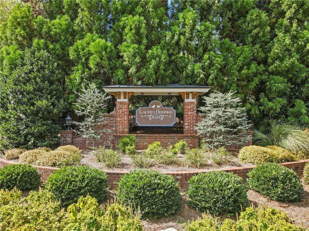 210 River Laurel Way