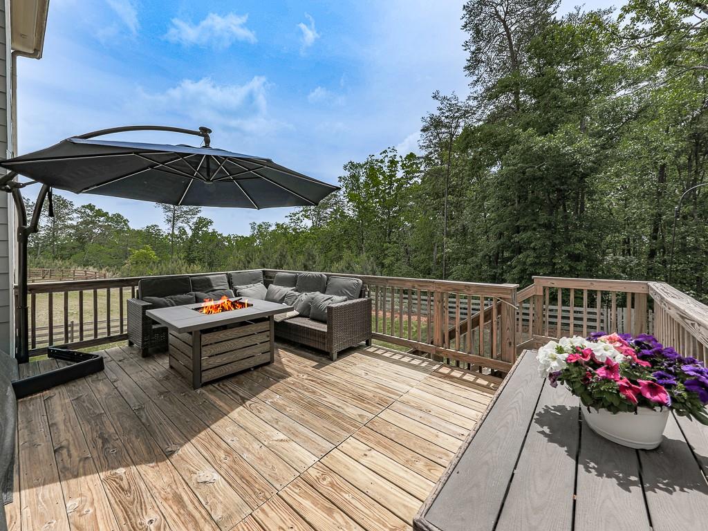 604 Little Bear Loop