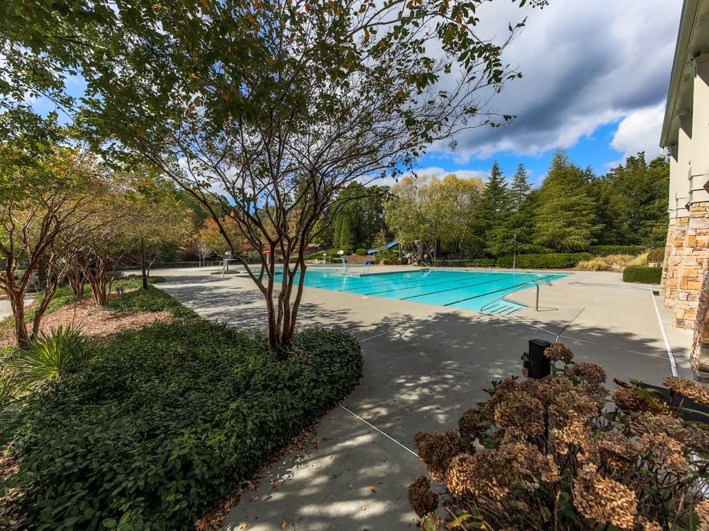 604 Little Bear Loop