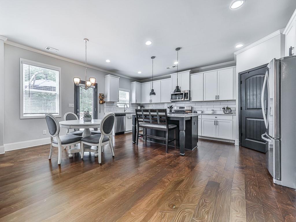604 Little Bear Loop