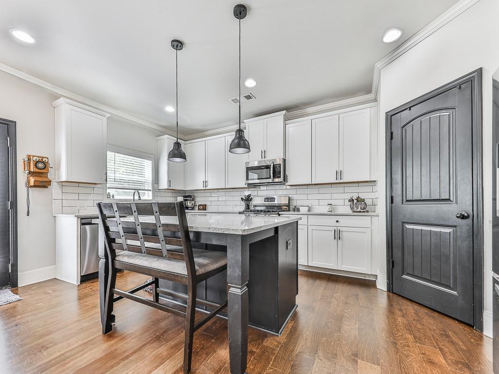 604 Little Bear Loop