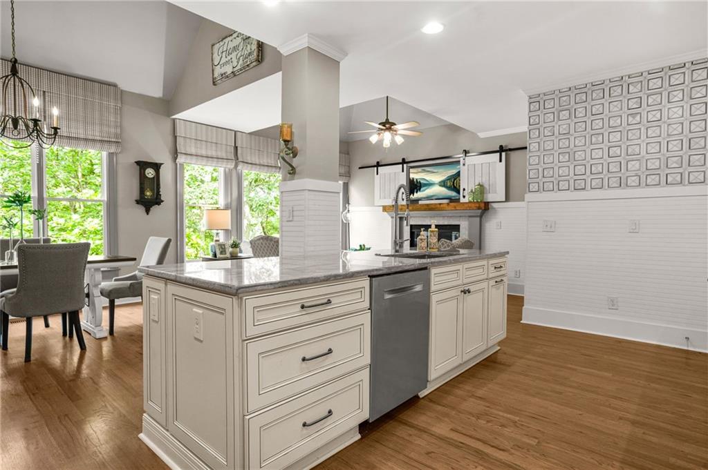 509 Crested Hawk Ridge